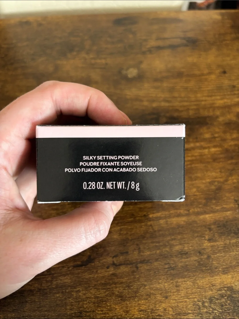 NEW Mary Kay Silky Setting Matte Powder in Light Ivory